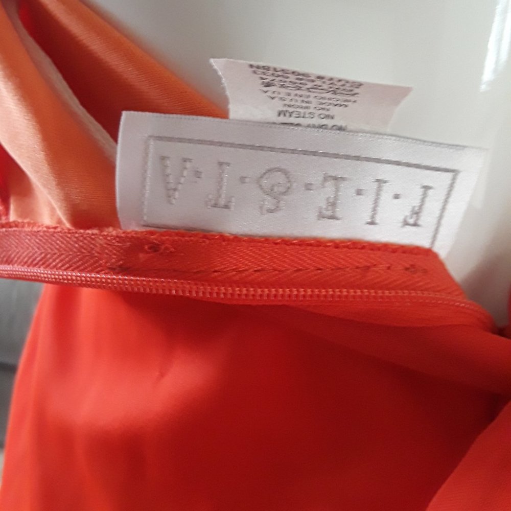 Fiesta Prom or Brides Maid Dress - Picture 4 of 6